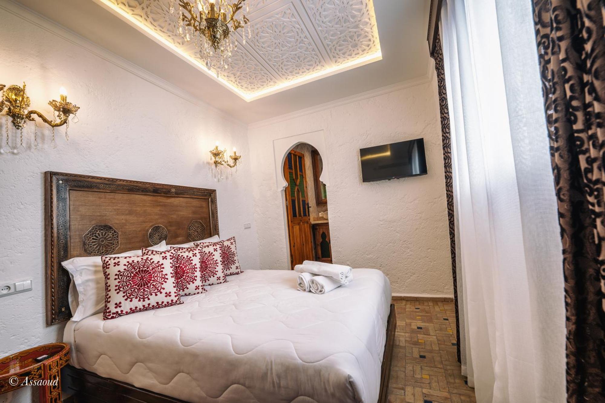 Hotel Dar Bleumain Chefchaouen Esterno foto